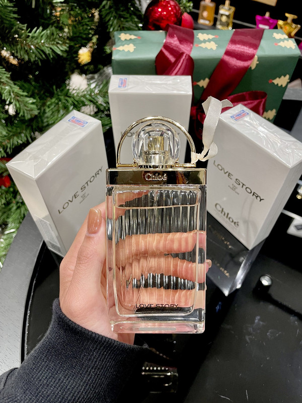 Chloe-Love-Story-For-Women-EDP-tai-ha-noi-scaled.jpg